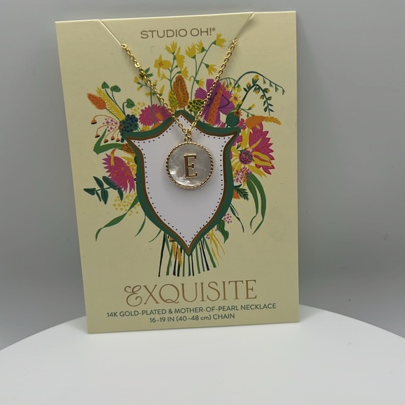1207. Studio Oh! Gold-Plated Initial‎ E Necklace - Picture 2 of 2